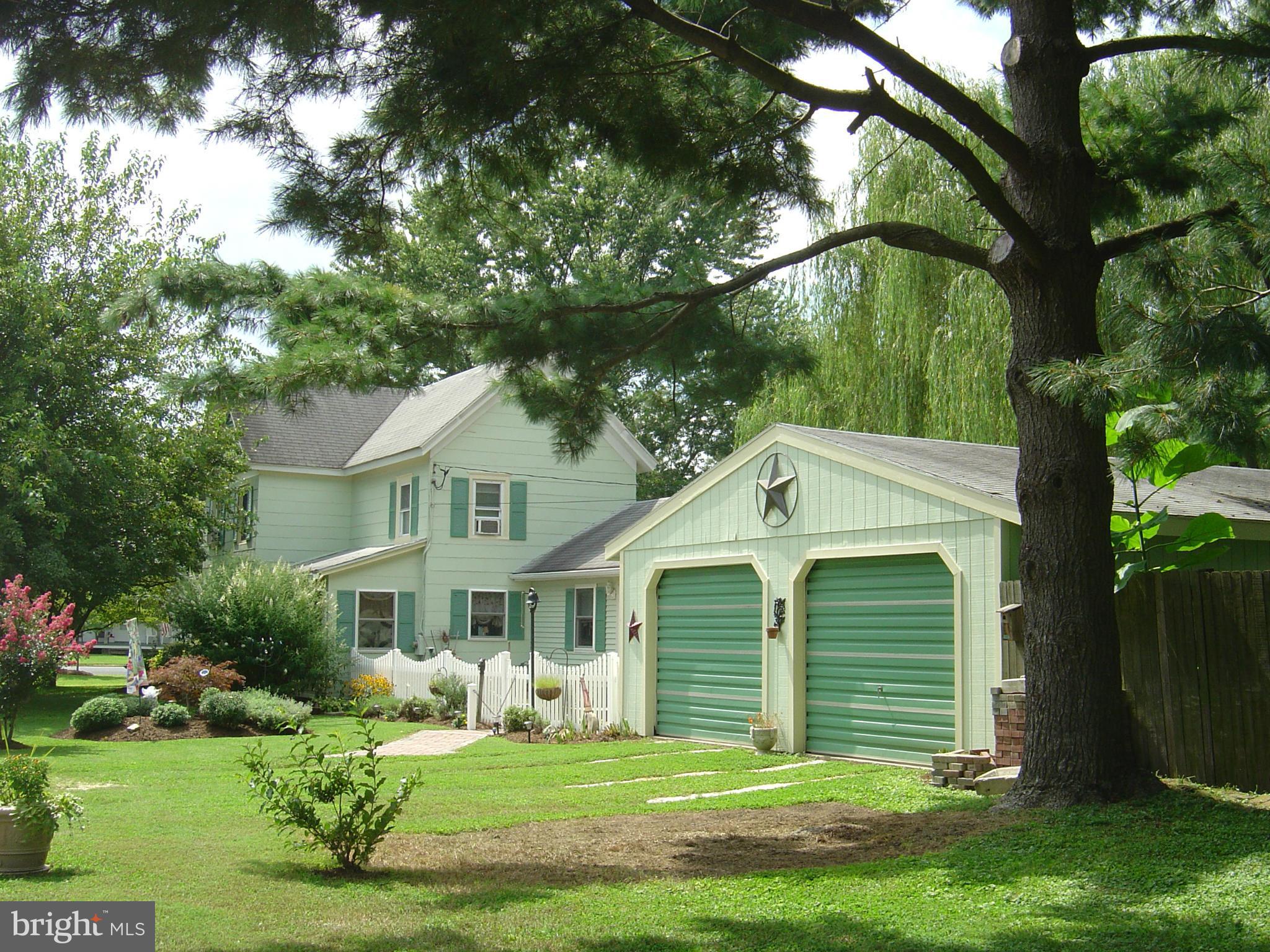 112 Maple Avenue Ridgely, MD 21660 - Photo 2 of 30 Side Entry Garage