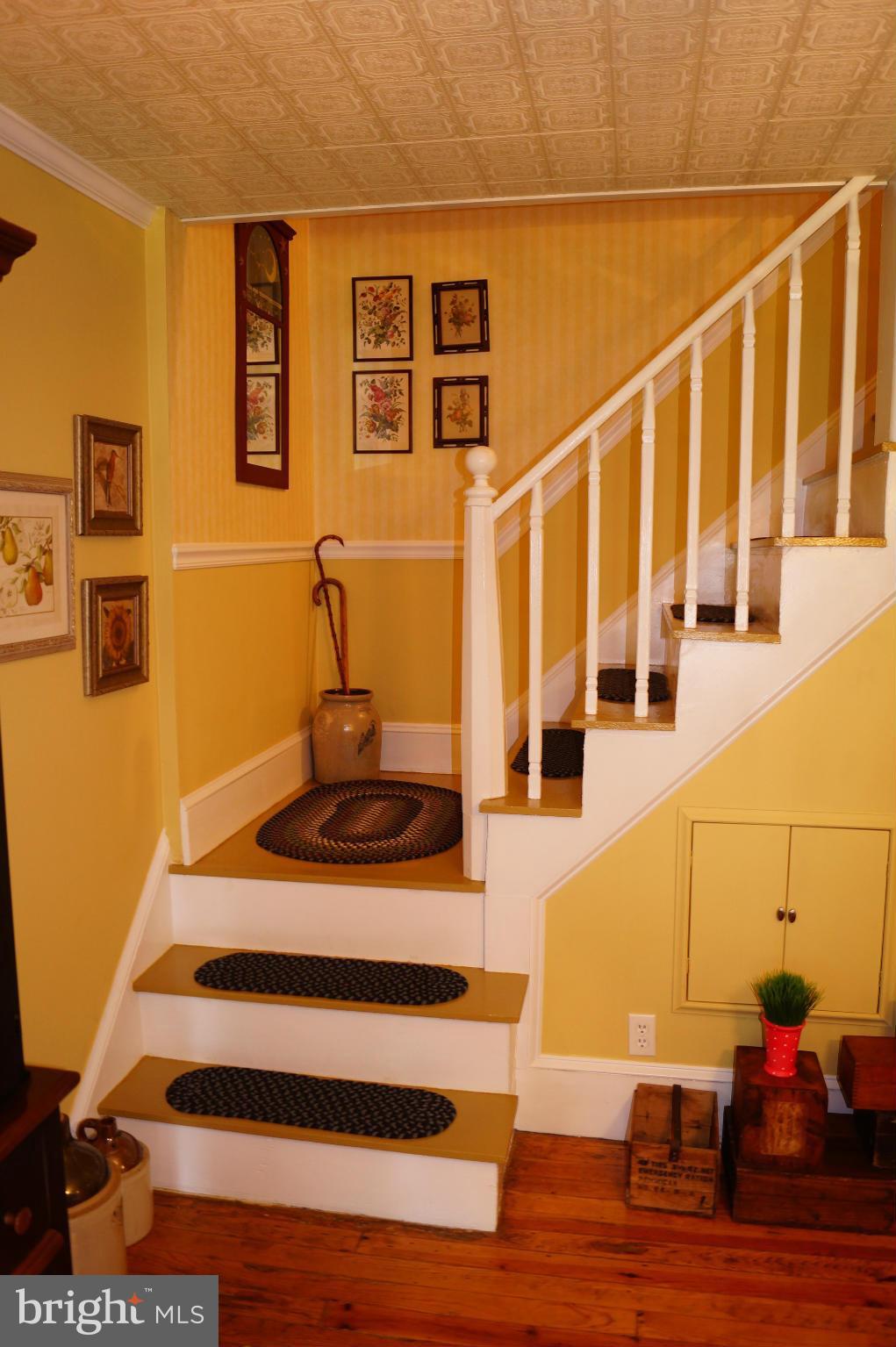 112 Maple Avenue Ridgely, MD 21660 - Photo 16 of 30 Stairway