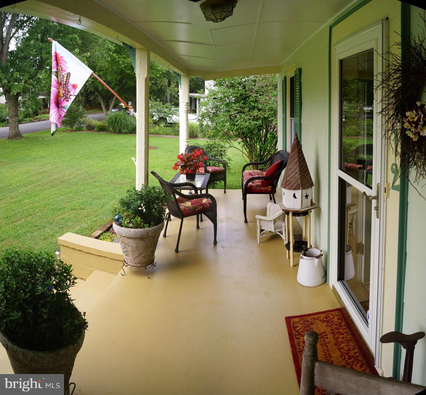 112 Maple Avenue Ridgely, MD 21660 - Photo 4 of 30 Covered Front Porch