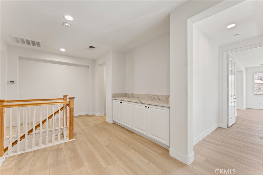 16395 Ridge Field Drive Riverside, CA 92503 - Photo 18 of 41