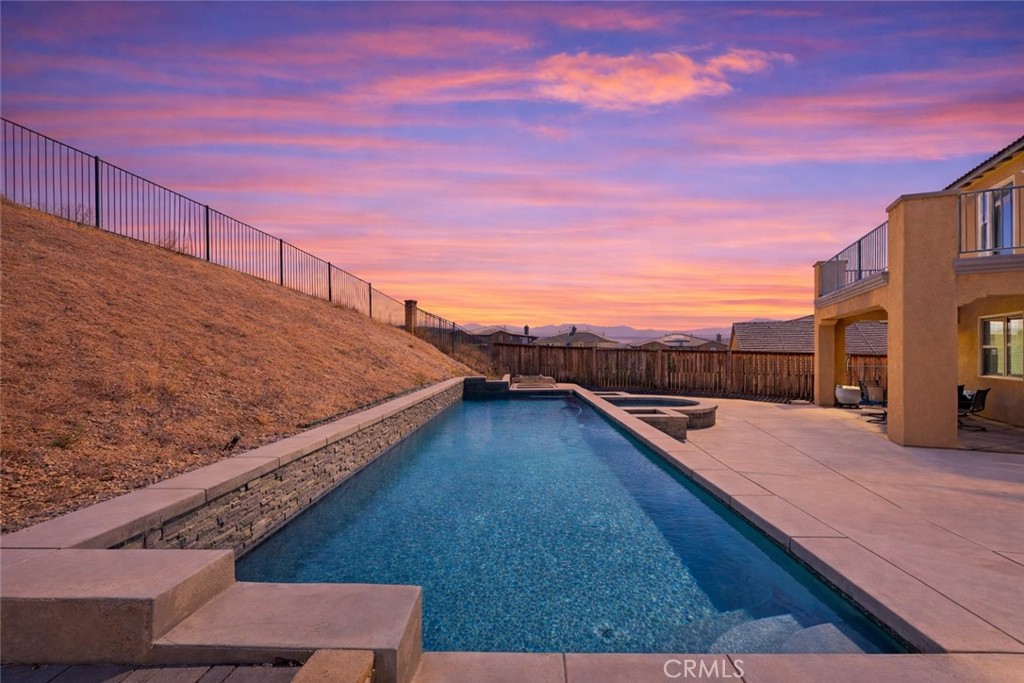 16395 Ridge Field Drive Riverside, CA 92503 - Photo 3 of 41