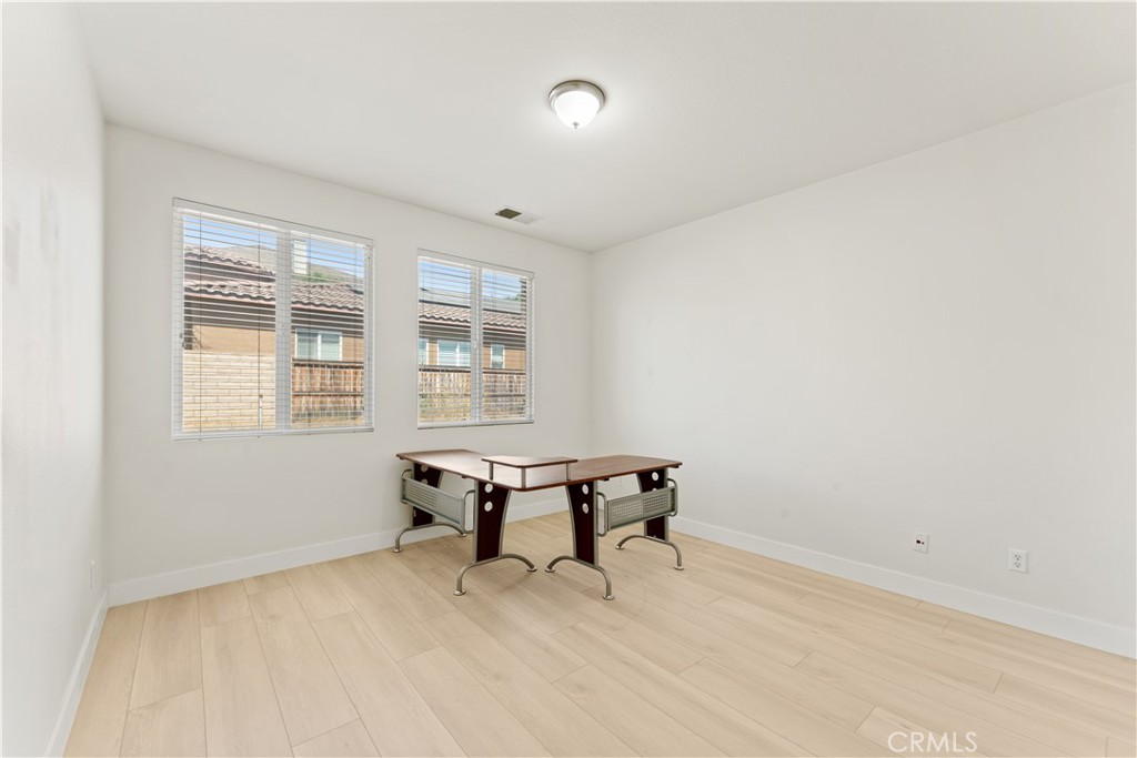 16395 Ridge Field Drive Riverside, CA 92503 - Photo 31 of 41