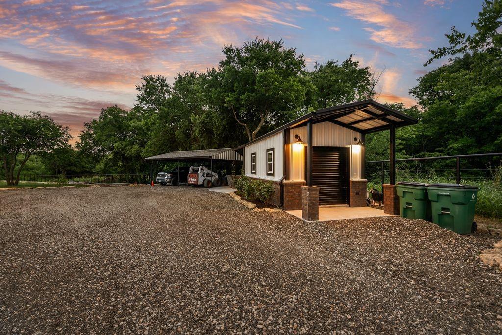11167 Plainview Road Krum, TX 76249 - Photo 37 of 40