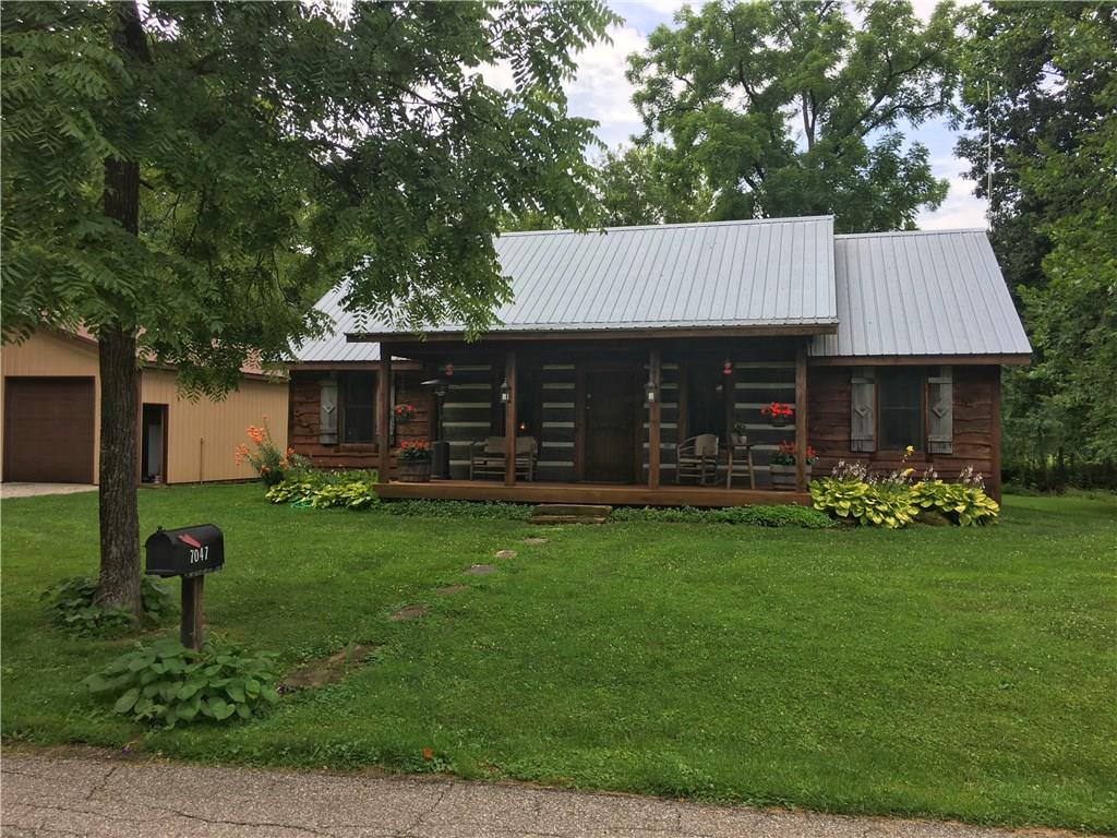 7047 Grandview Road Columbus, IN 47201 - Photo 3 of 26