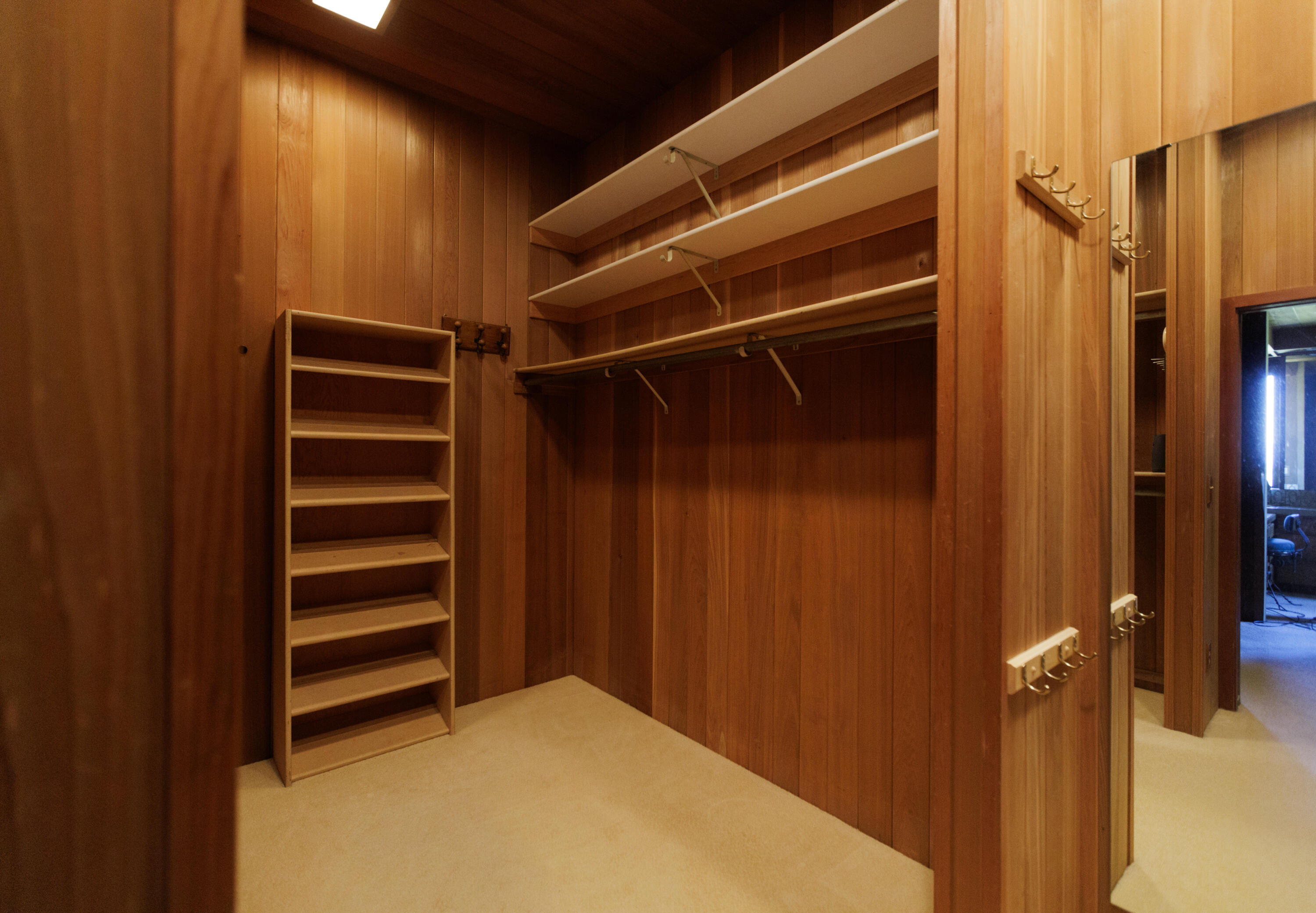 59926 Comstock Road Cove, OR 97824 - Photo 21 of 47 Primary Walk-In Closet