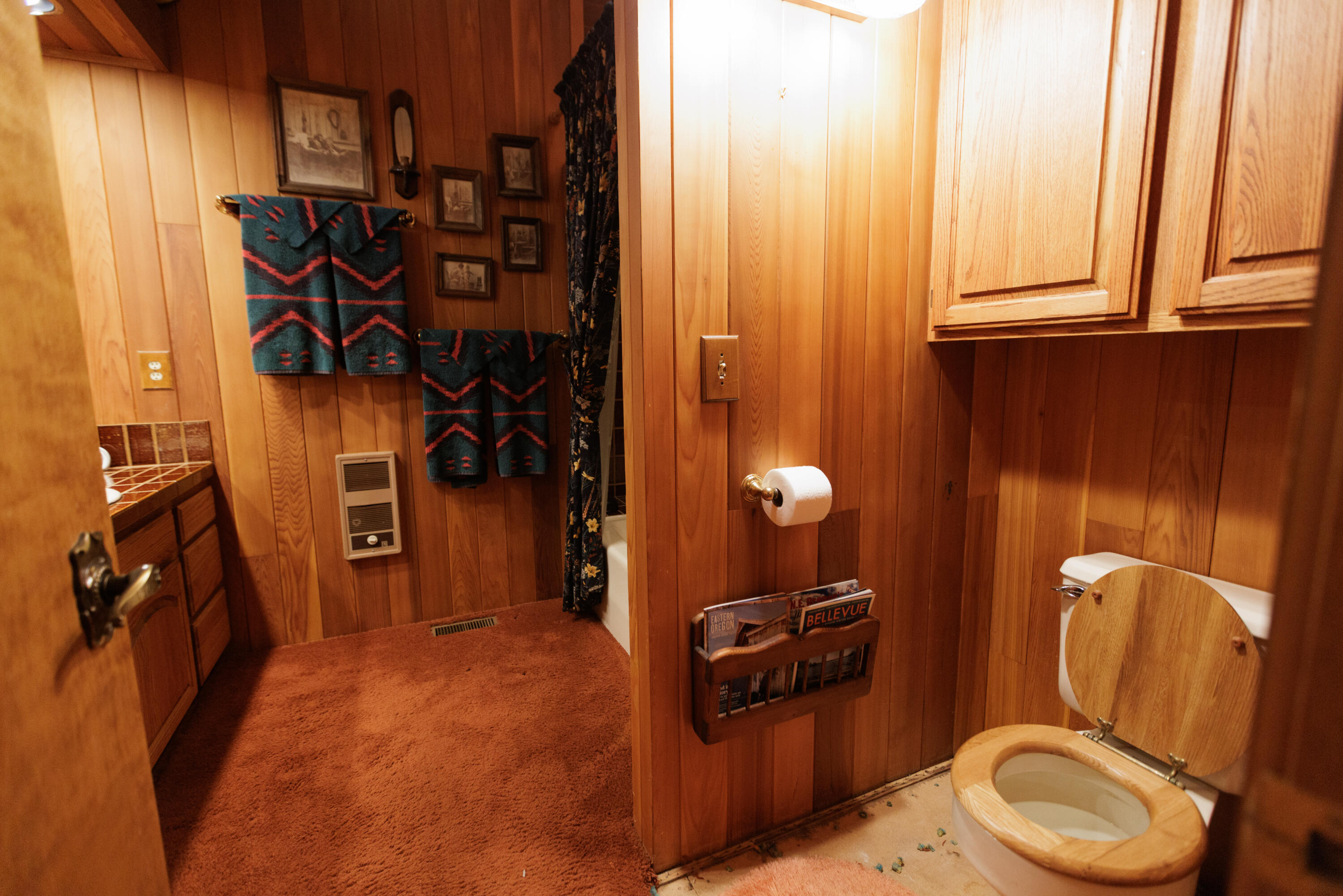 59926 Comstock Road Cove, OR 97824 - Photo 25 of 47 Full Bath