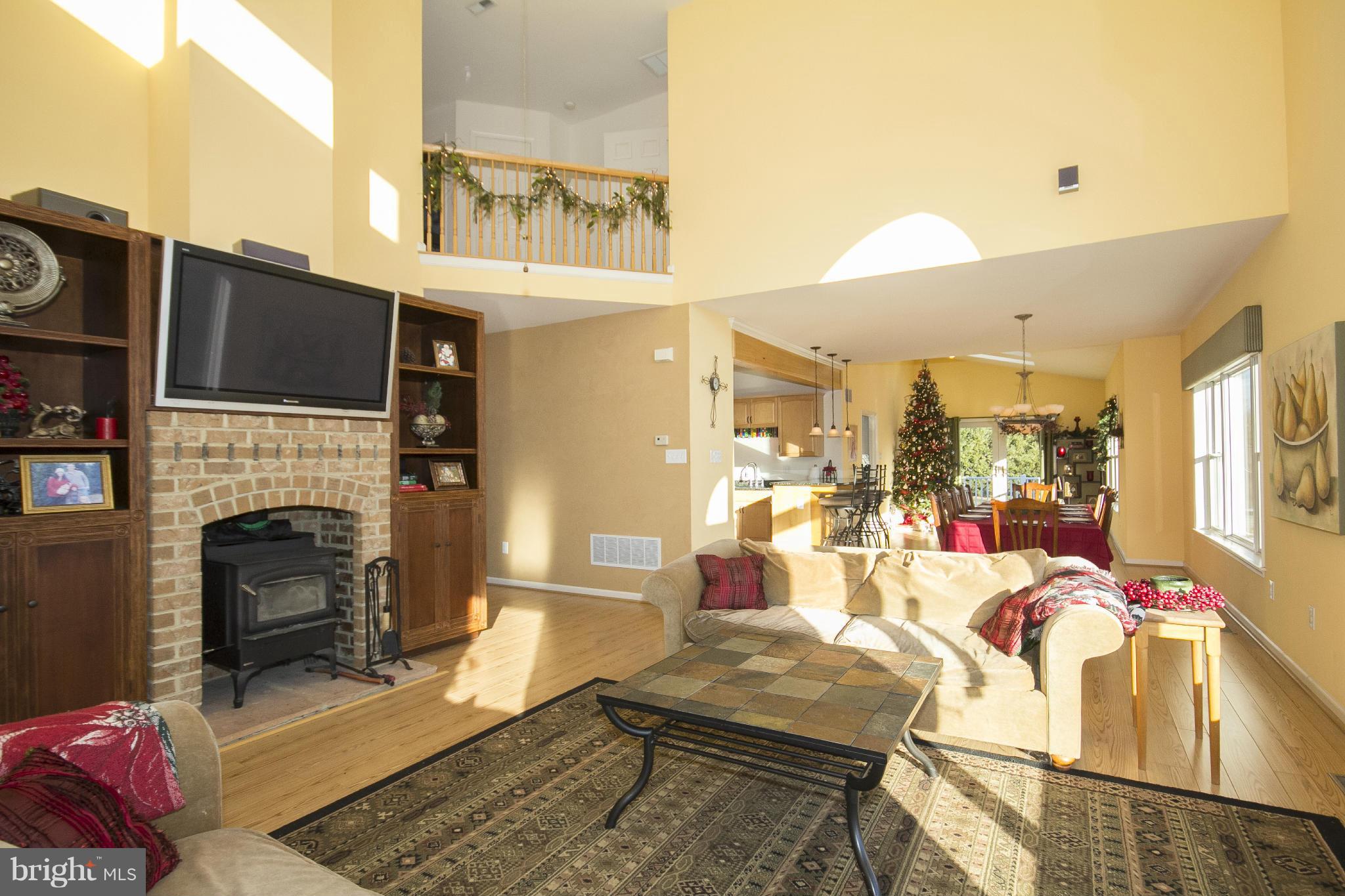 21201 Gunpowder Road Manchester, MD 21102 - Photo 3 of 29 Family Room
