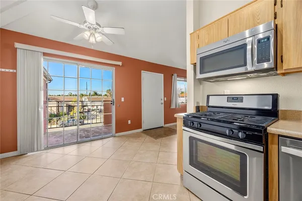 $2,700 | 409 Utica Avenue, Unit D36, Huntington Beach, CA 92648