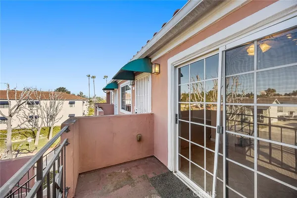 $2,700 | 409 Utica Avenue, Unit D36, Huntington Beach, CA 92648