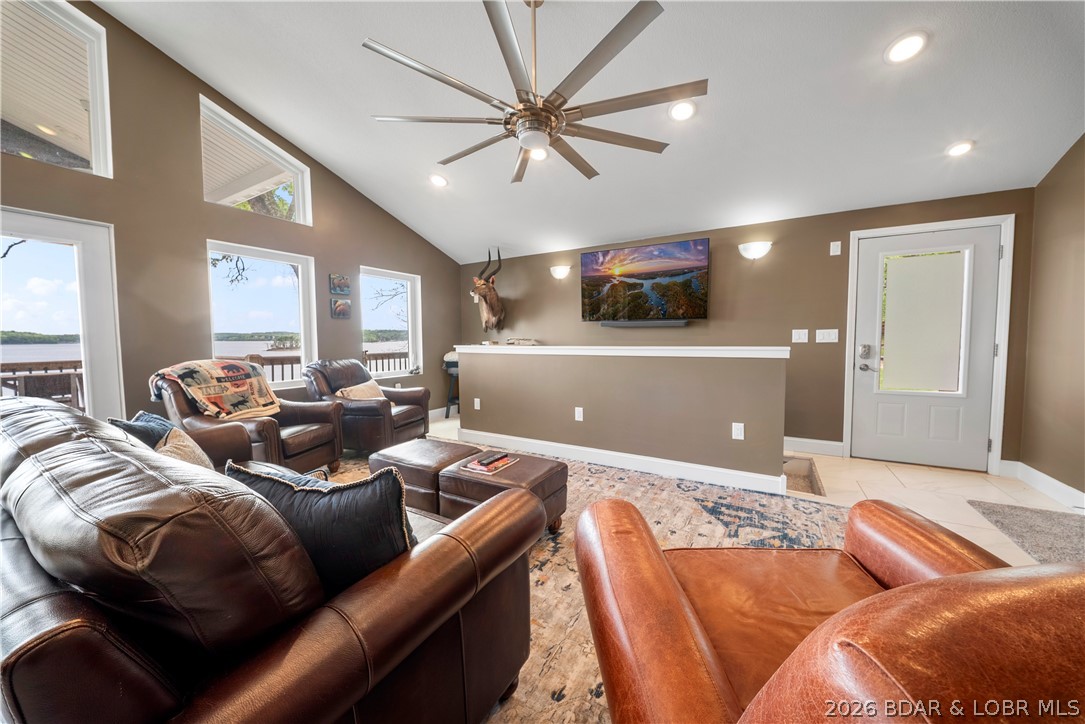 32341 Island View Road Gravois Mills, MO 65037 - Photo 6 of 74