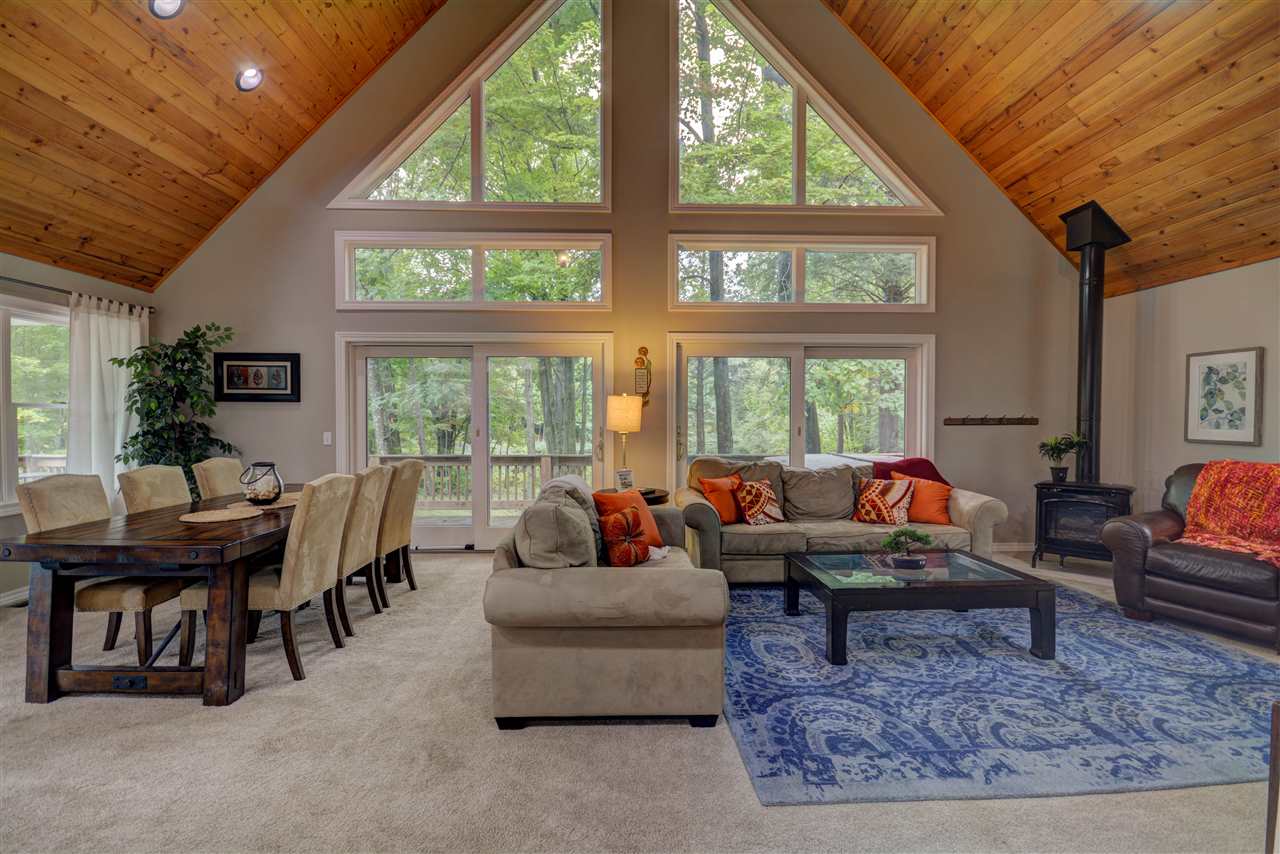 7420 Forest Lodge Road Traverse City, MI 49685 - Photo 9 of 57 1853642-8.JPG