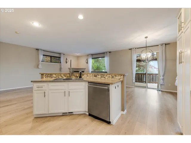 $479,000 | 18462 Southeast Langensand Road, Sandy, OR 97055