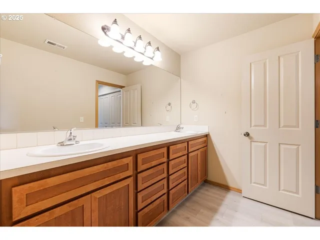 $479,000 | 18462 Southeast Langensand Road, Sandy, OR 97055