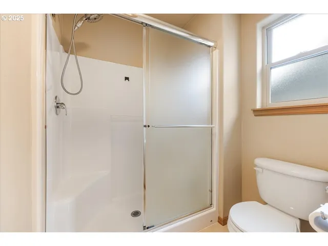 $479,000 | 18462 Southeast Langensand Road, Sandy, OR 97055