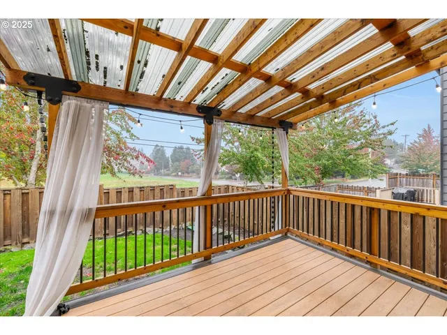 $479,000 | 18462 Southeast Langensand Road, Sandy, OR 97055