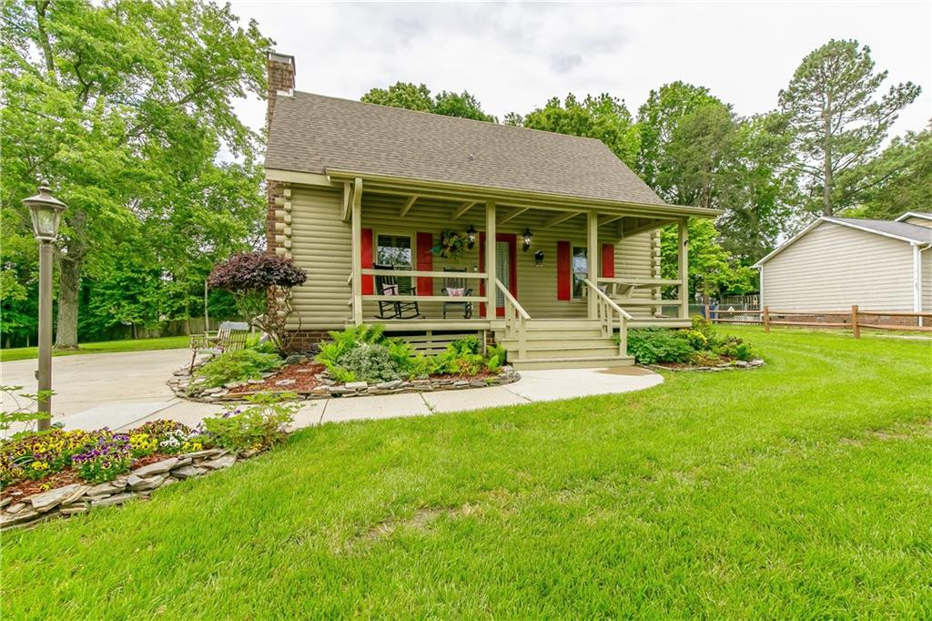 515 Ivey Road Graham, NC 27253 - Photo 2 of 31 Gallery Image 2