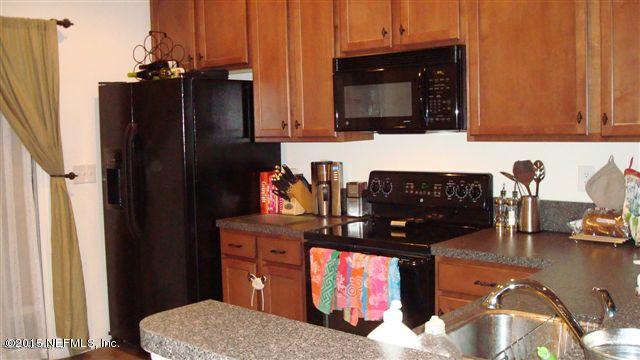 13059 Shallowater Road Jacksonville, FL 32258 - Photo 7 of 12 kitchen (2)