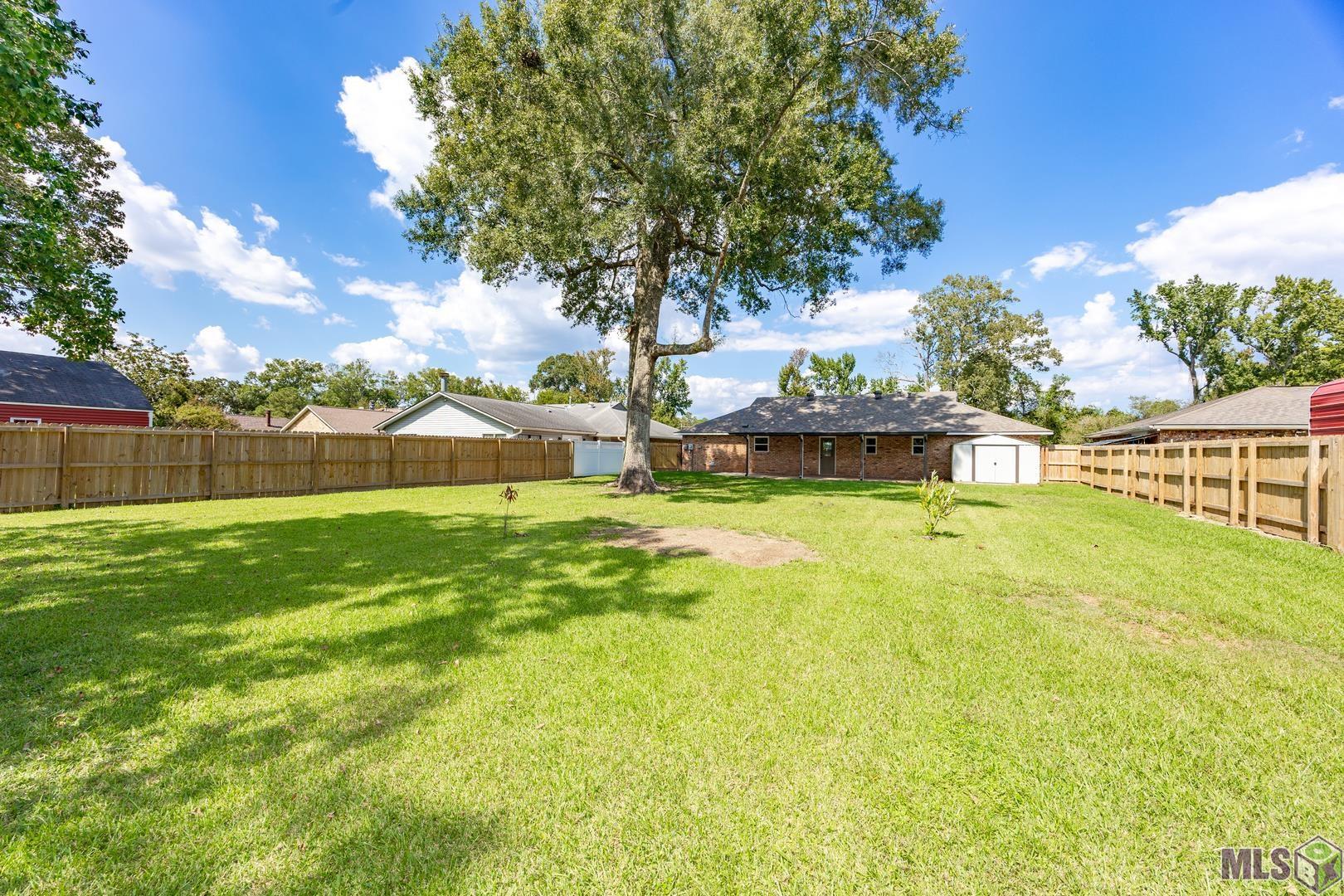 14776 Colonel Allen Court Baton Rouge, LA 70816 - Photo 28 of 31