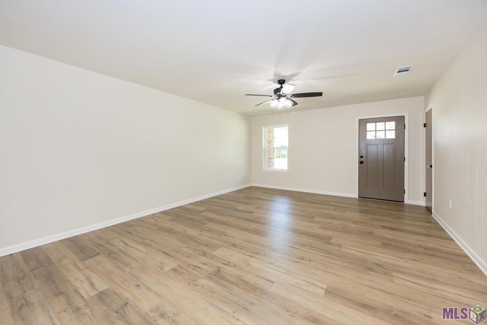 14776 Colonel Allen Court Baton Rouge, LA 70816 - Photo 8 of 31