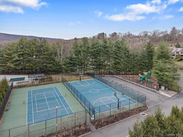 a view of a tennis court
