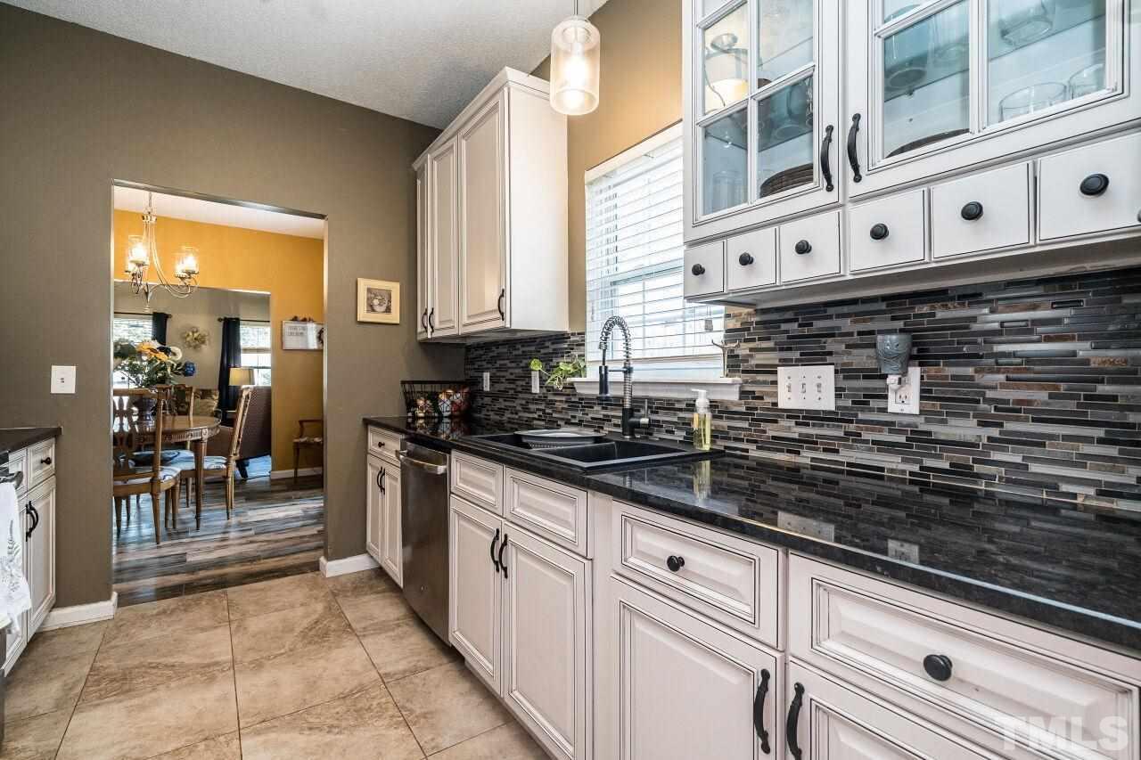 212 Highgate Circle Wake Forest, NC 27587 - Photo 12 of 24