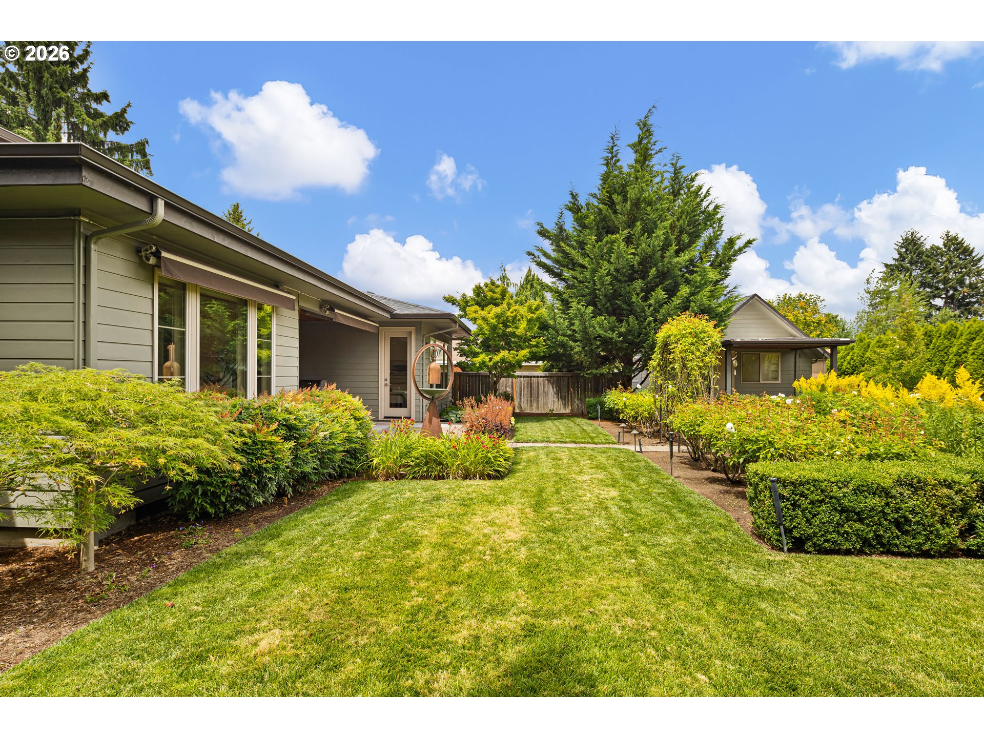 1595 Victorian Way Eugene, OR 97401 - Photo 32 of 48