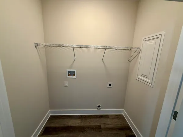 $2,100 | 115 Penny Lane, Valparaiso, FL 32580