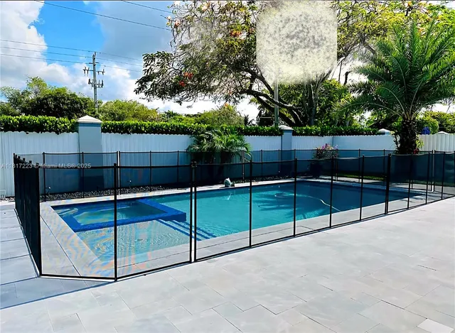 $1,200,000 | 14121 Southwest 152nd Terrace, Miami, FL 33177