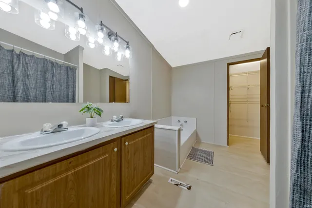 $169,900 | 17 Trestle Road, Taswell, IN 47175