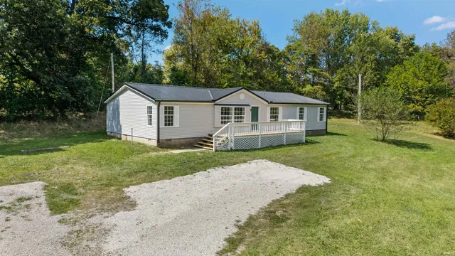 $169,900 | 17 Trestle Road, Taswell, IN 47175