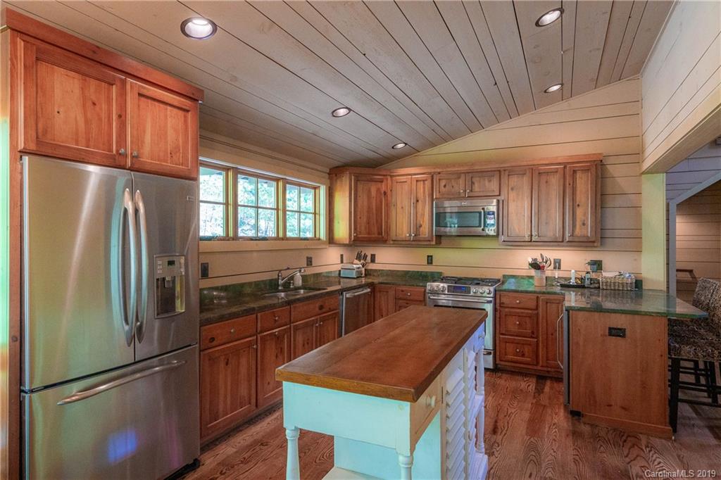 1238 Ten Whigs Ridge Nebo, NC 28761 - Photo 20 of 40 Gallery Image 20