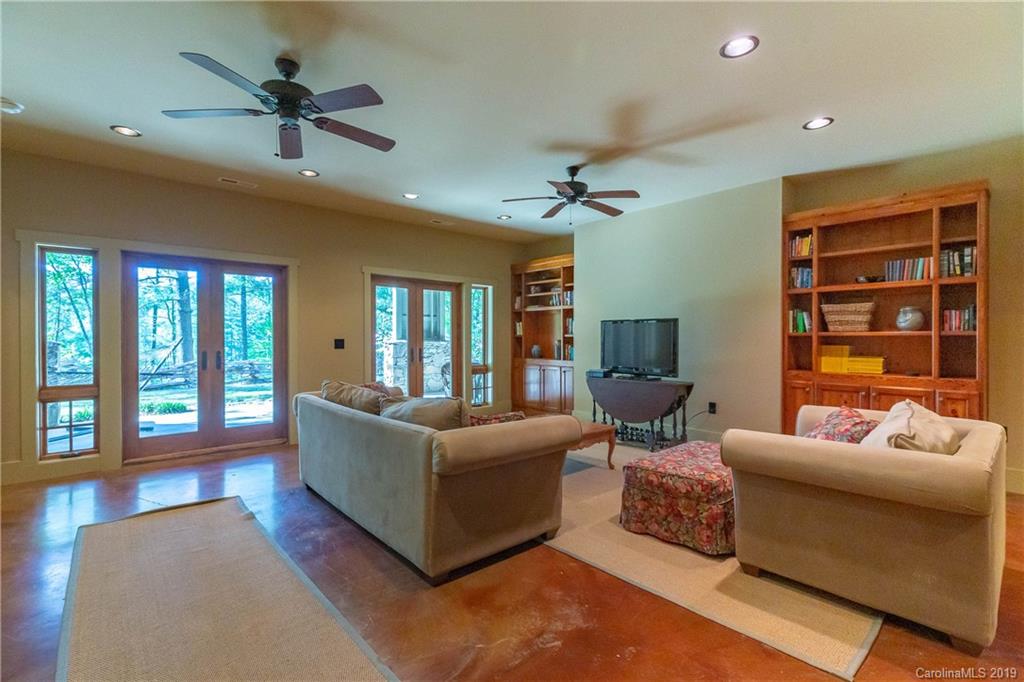 1238 Ten Whigs Ridge Nebo, NC 28761 - Photo 32 of 40 Gallery Image 32