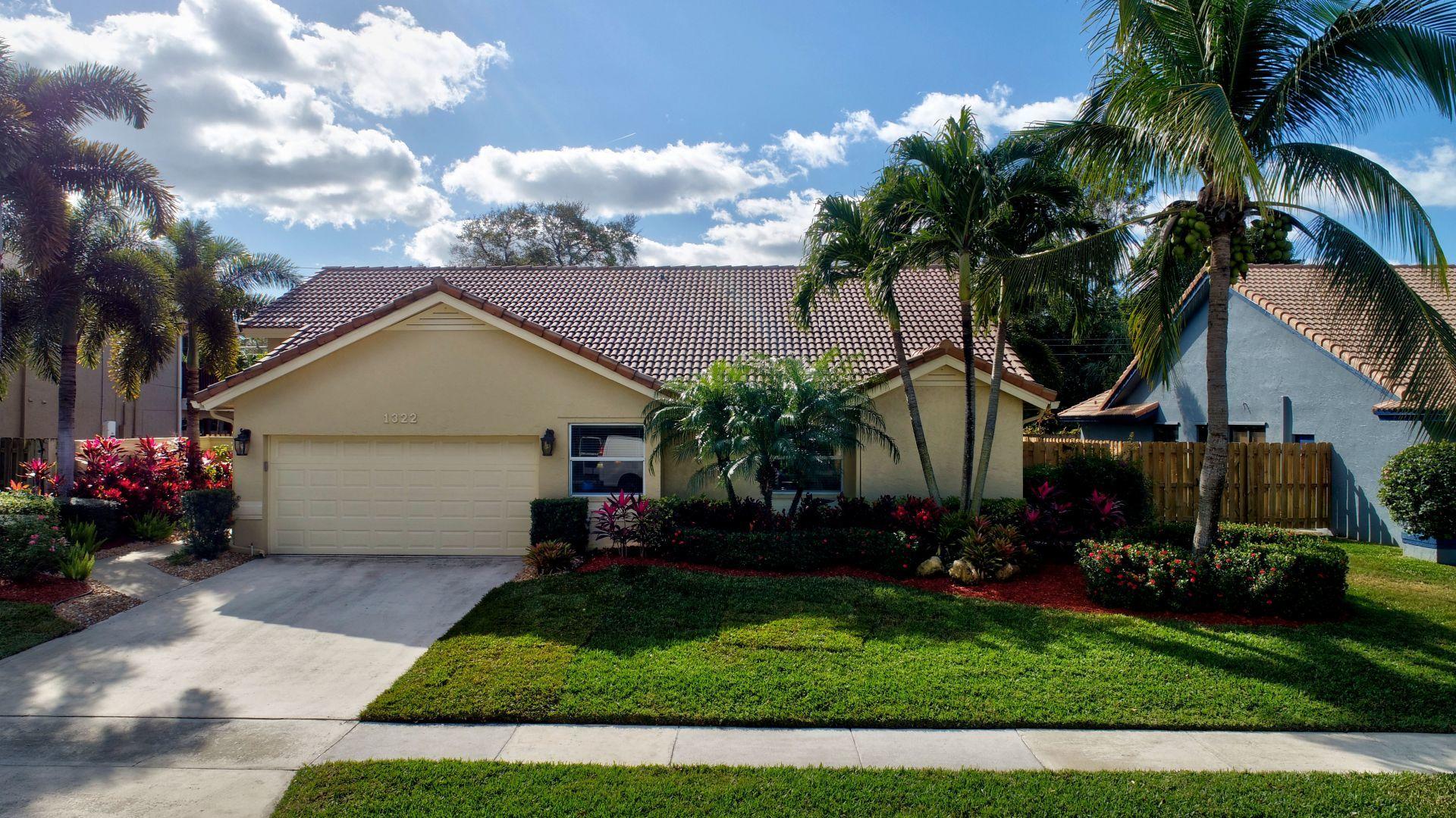 1322 Southwest 3rd Street Boca Raton, FL 33486 - Photo 34 of 38 Front