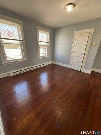 $1,800 | 136 Peace Street, Unit 4, Stratford, CT 06615