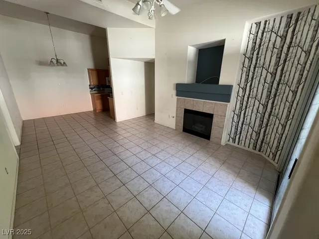 $1,495 | 700 Carnegie Street, Unit 1821, Henderson, NV 89052