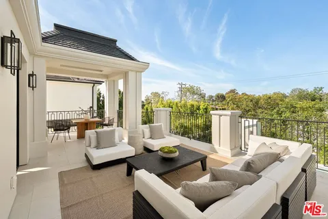 $10,850,000 | 155 North Anita Avenue, Los Angeles, CA 90049