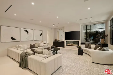 $10,850,000 | 155 North Anita Avenue, Los Angeles, CA 90049