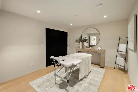 $10,850,000 | 155 North Anita Avenue, Los Angeles, CA 90049