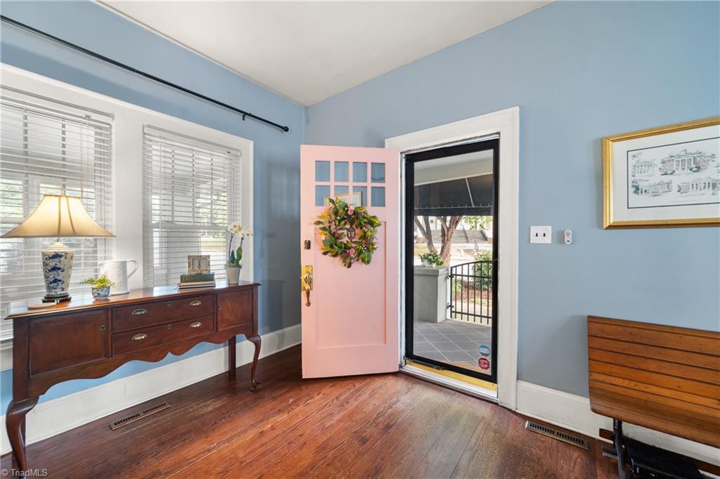 641 South Hawthorne Road Winston-Salem, NC 27103 - Photo 7 of 44