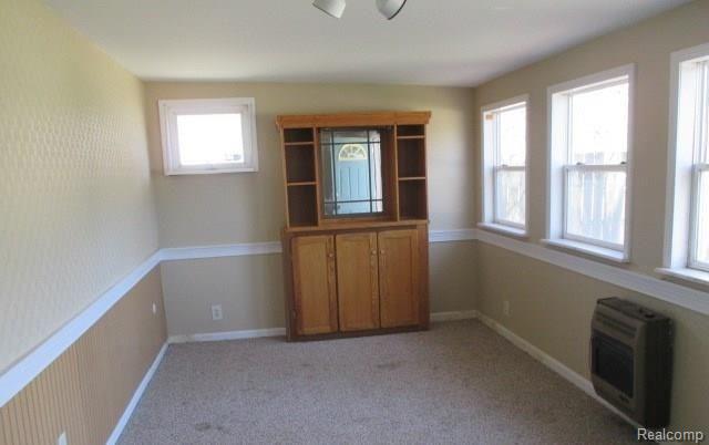 21560 Springhill Street Romulus, MI 48174 - Photo 2 of 14 IMG_5316 (2).JPG