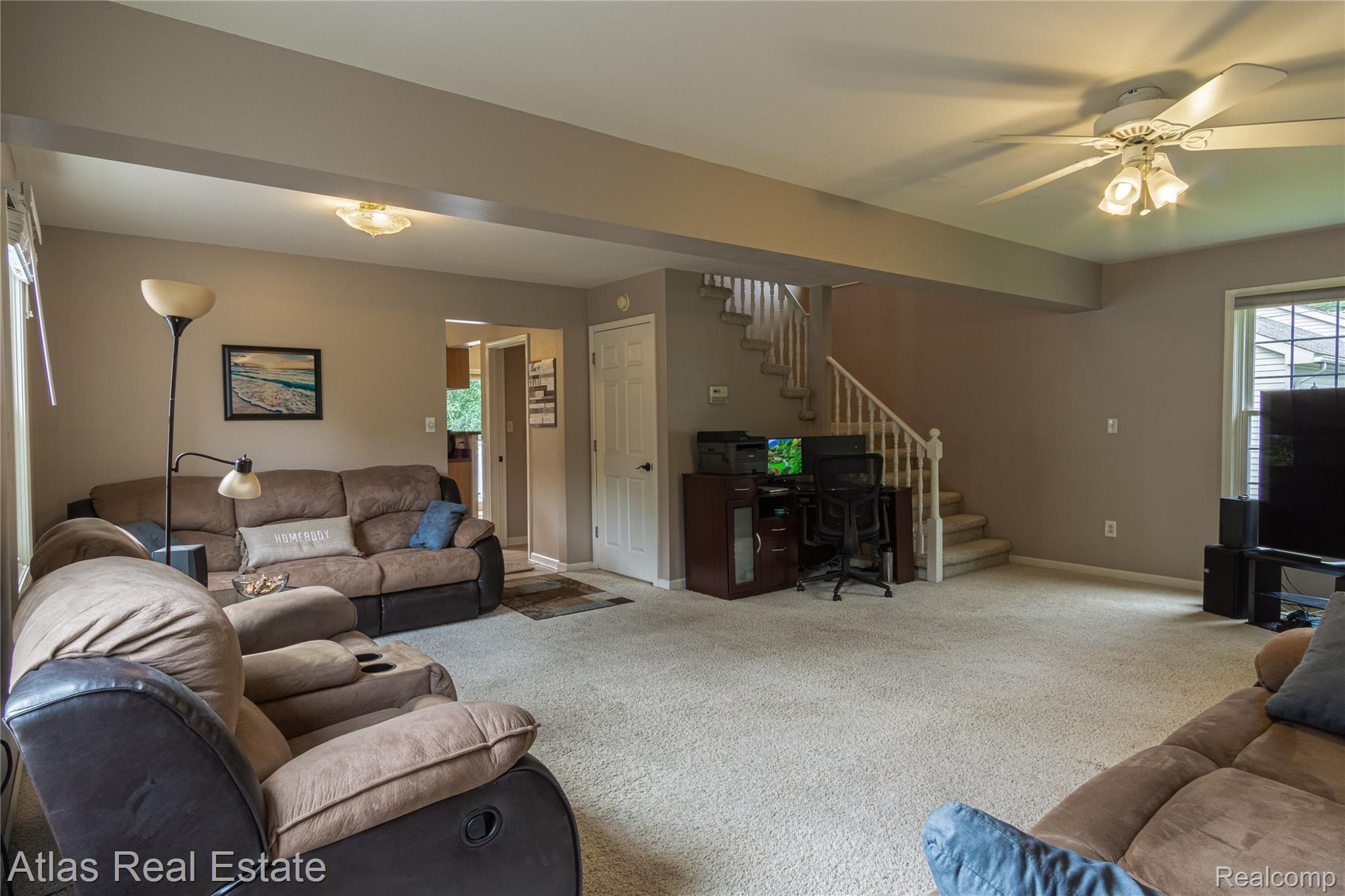 7414 Embury Road Grand Blanc, MI 48439 - Photo 17 of 42 Interiors (6 of 31).jpg