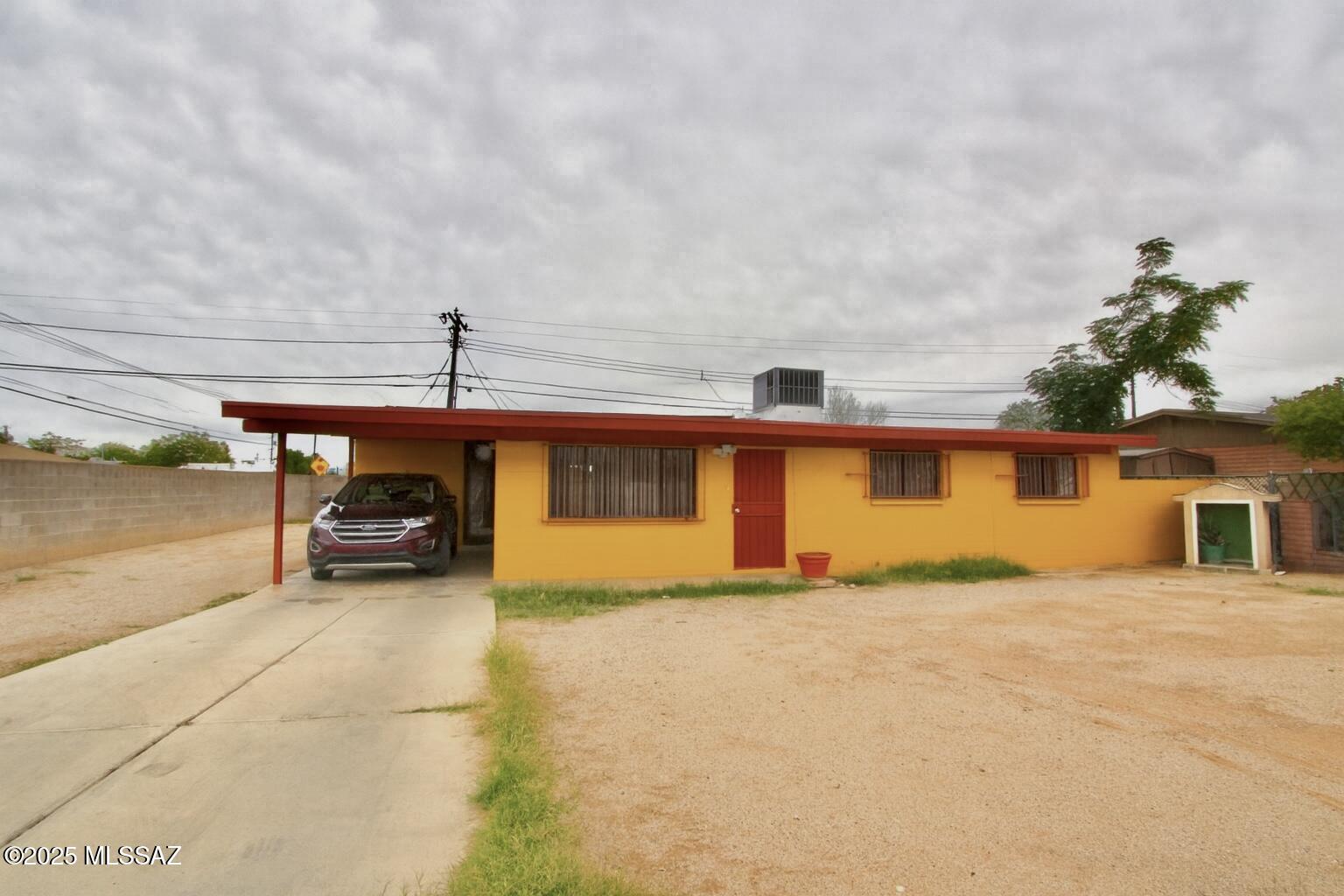 5301 South Missiondale Road Tucson, AZ 85706 - Photo 1 of 24 Gallery Image 1