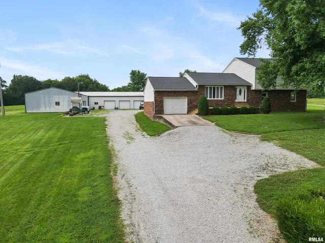$369,000 | 1560 Lick Creek Road, Anna, IL 62906