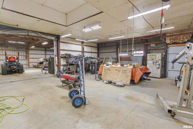 $369,000 | 1560 Lick Creek Road, Anna, IL 62906