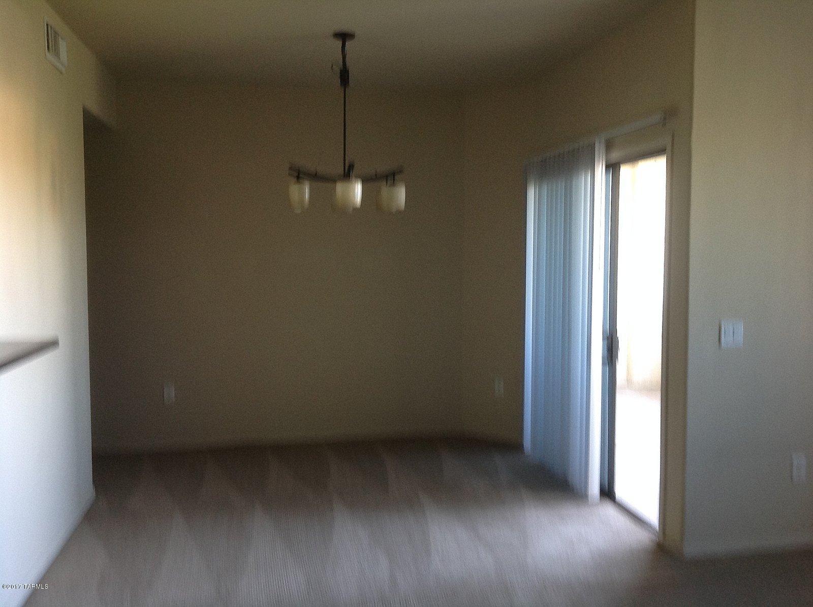 2550 East River Road, Unit 15301 Tucson, AZ 85718 - Photo 4 of 11