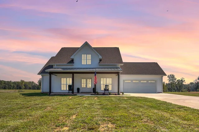 $374,900 | 200 Beartown Road, Loretto, TN 38469