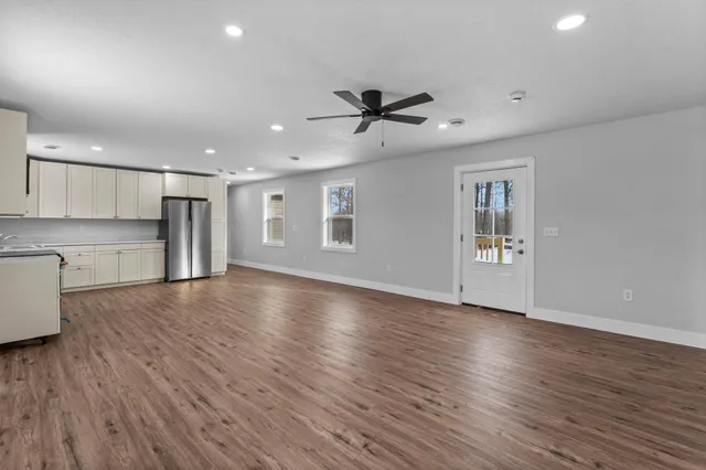 $1,400 | 1782-us Highway 1782-us Highway, St. Croix Falls, WI 54024