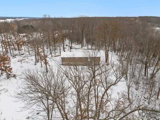 $1,400 | 1782-us Highway 1782-us Highway, St. Croix Falls, WI 54024