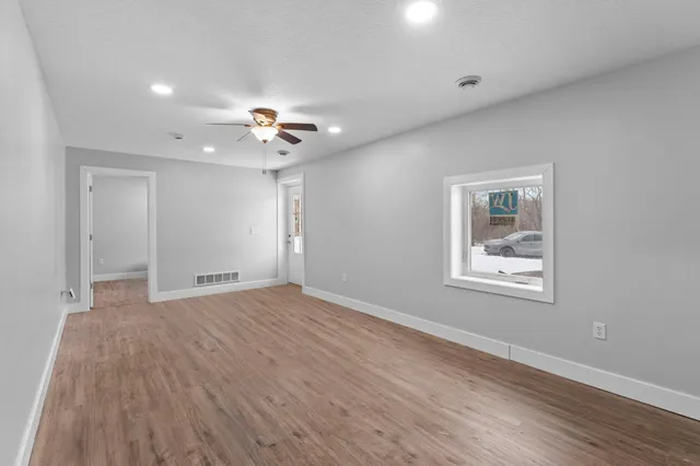 $1,400 | 1782-us Highway 1782-us Highway, St. Croix Falls, WI 54024