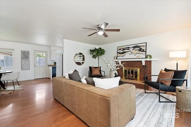 $449,775 | 1402 Oaklawn Drive, Boise, ID 83709